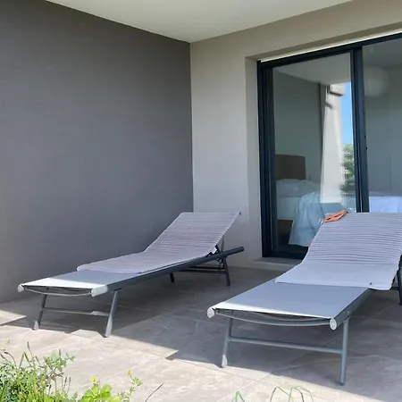 Emeraude Apartment *